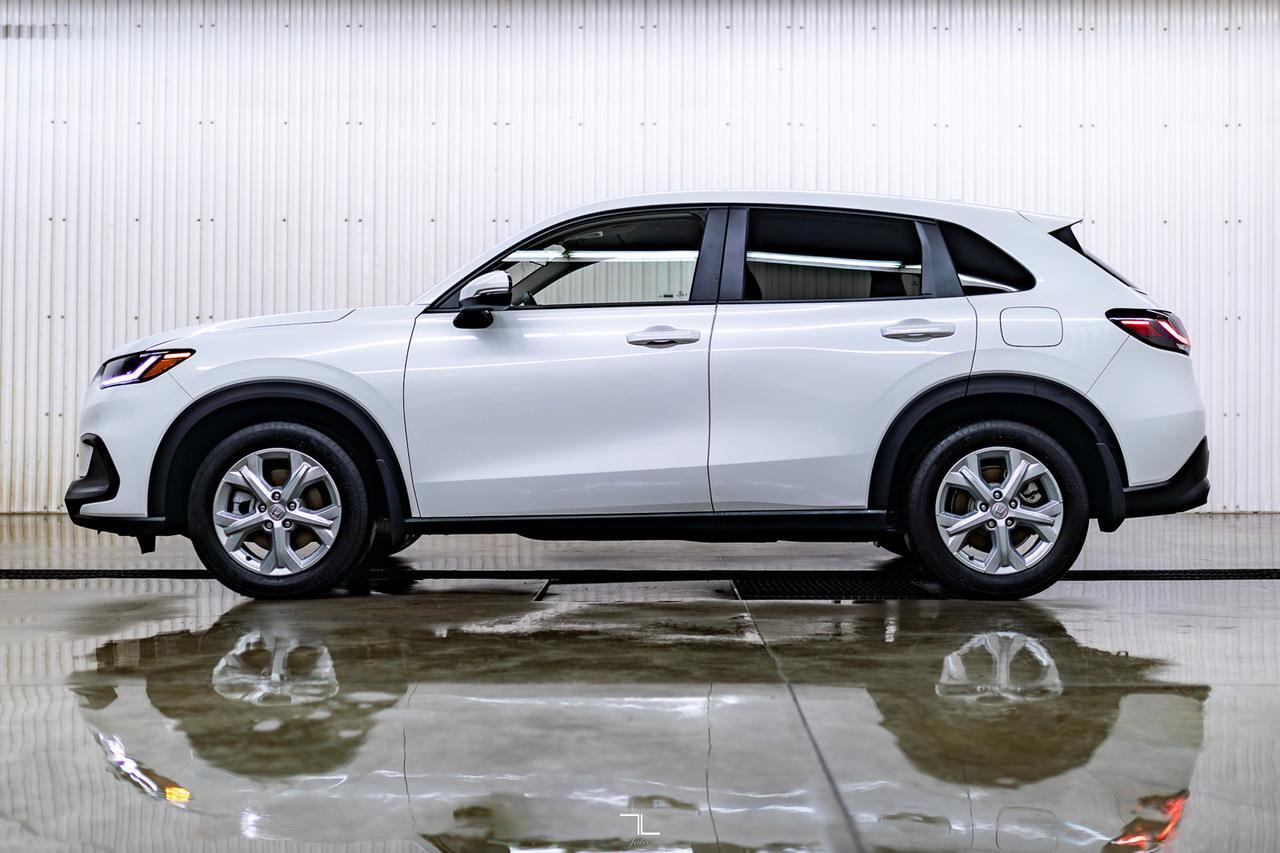 2024 Honda HR-V AWD LX-B BCam Red Deer AB
