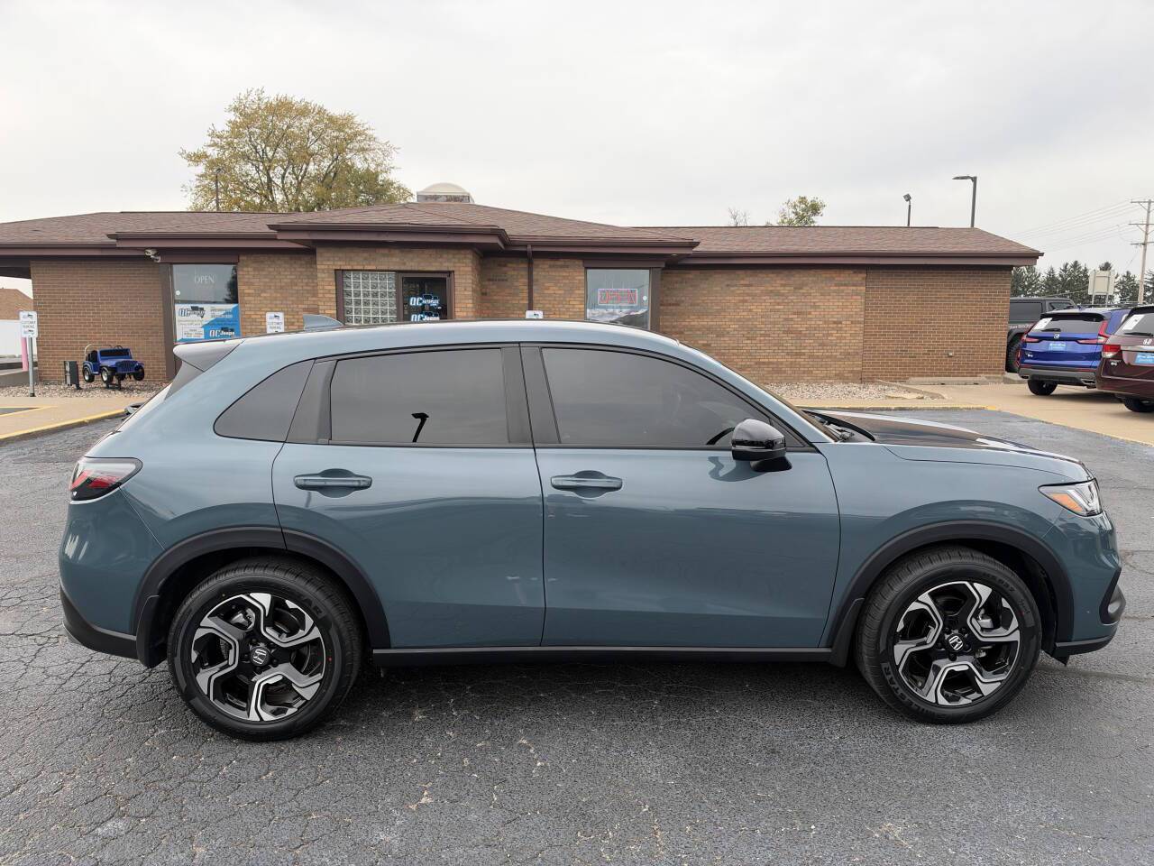 2024 Honda HR-V Sport AWD 4dr Crossover Eldridge IA