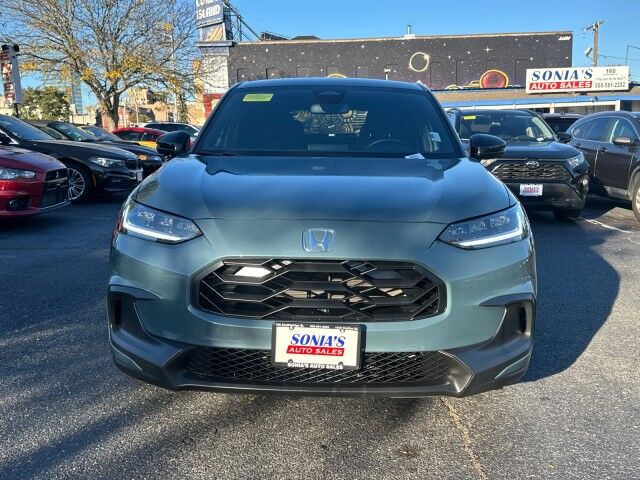 2024 Honda HR-V Sport photo 2