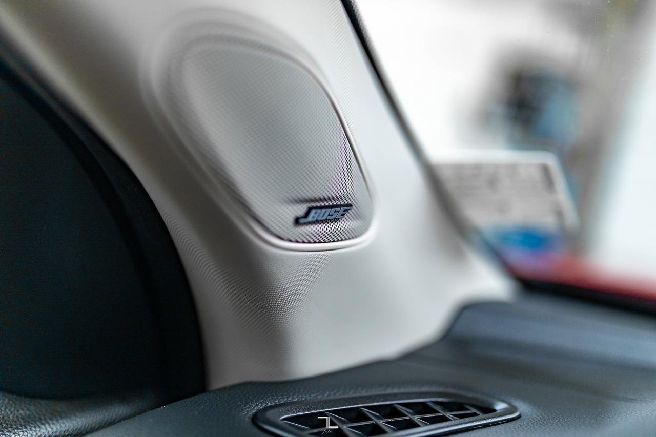 2024 Honda Pilot AWD Touring Leather Roof Nav BCam Red Deer AB