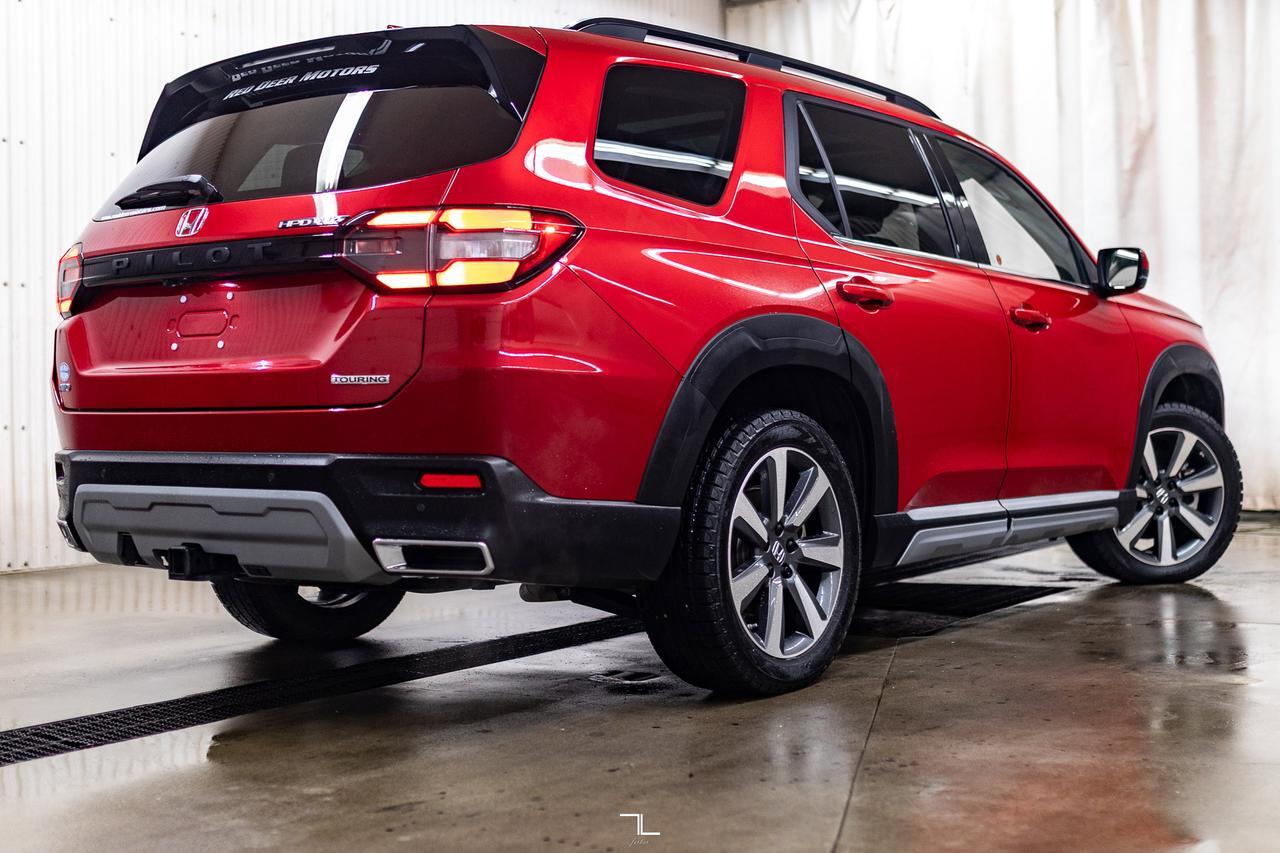 2024 Honda Pilot AWD Touring Leather Roof Nav BCam Red Deer AB