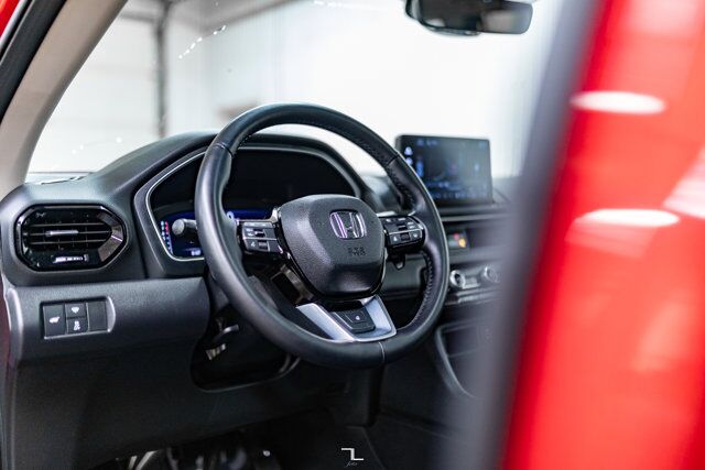 2024 Honda Pilot AWD Touring Leather Roof Nav BCam Red Deer AB