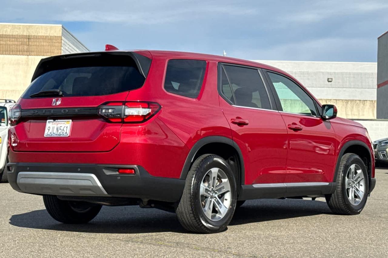 2024 Honda Pilot EX-L 8 Passenger
