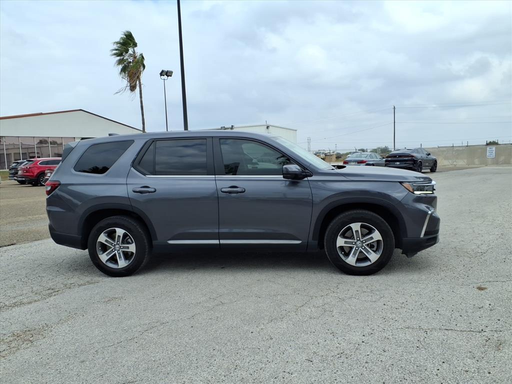 2024 Honda Pilot EX-L w/Rear Captains Chairs Brownsville TX