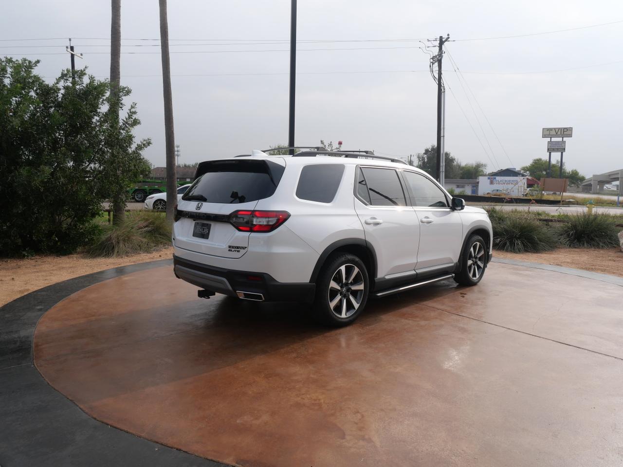 2024 Honda Pilot Elite