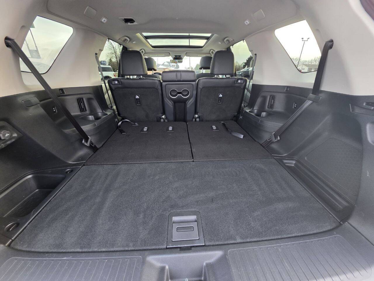 2024 Honda Pilot Touring AWD 4dr SUV Eldridge IA