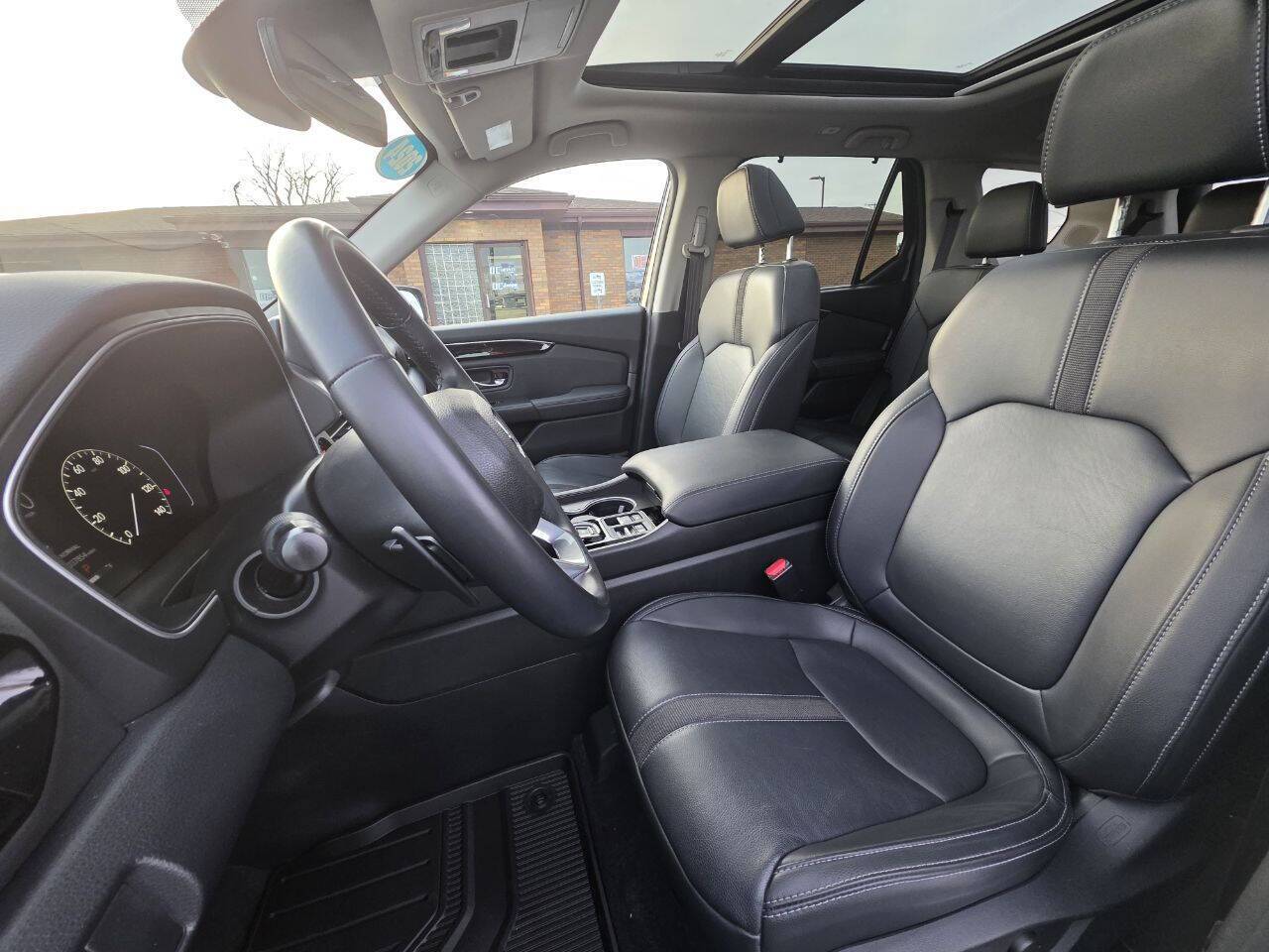 2024 Honda Pilot Touring AWD 4dr SUV Eldridge IA