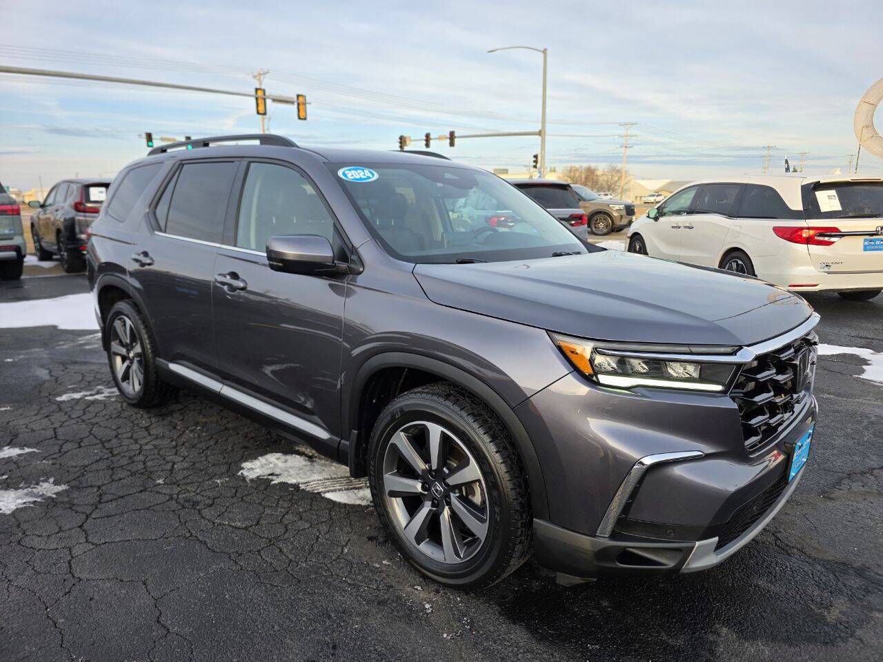 2024 Honda Pilot Touring AWD 4dr SUV Eldridge IA