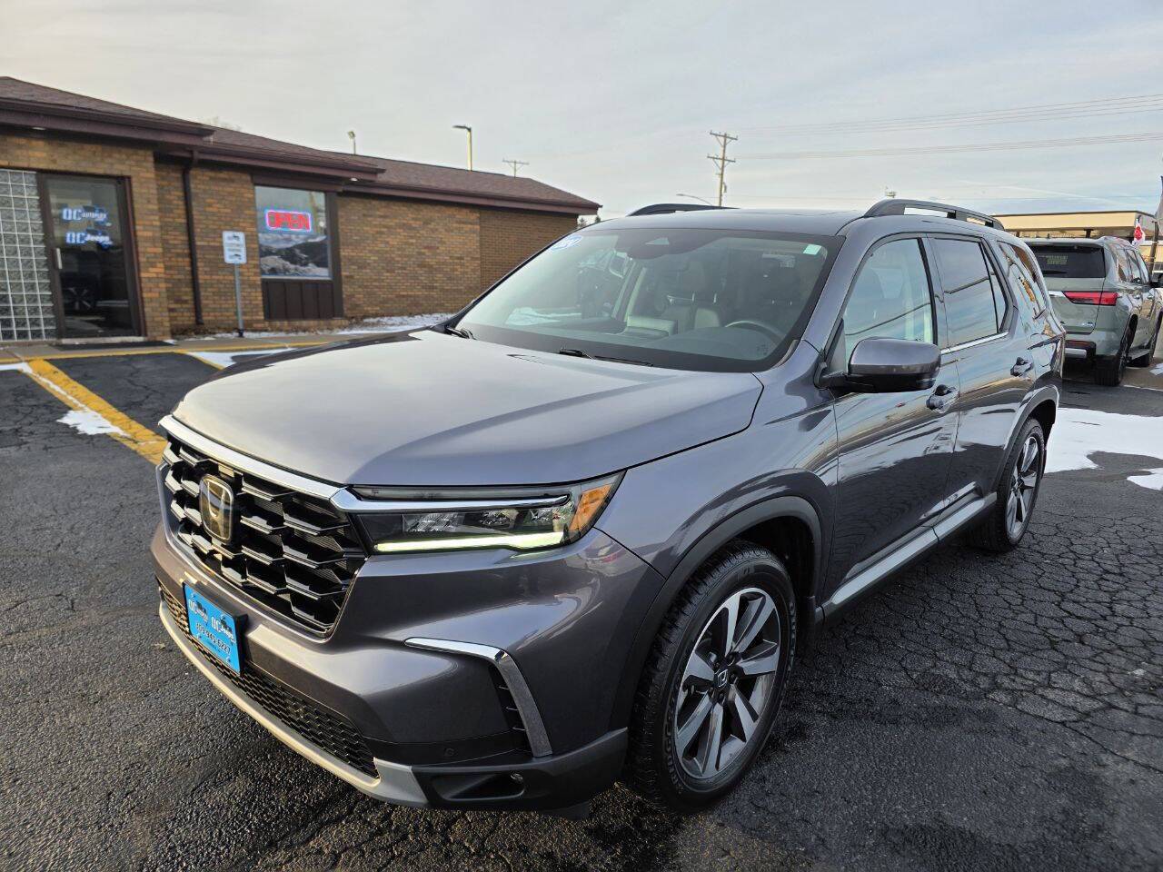 2024 Honda Pilot Touring AWD 4dr SUV Eldridge IA