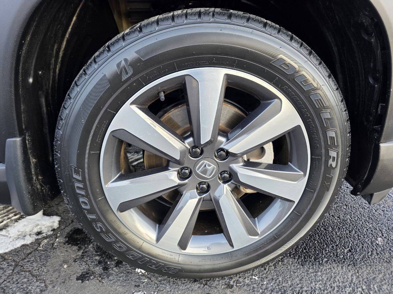 2024 Honda Pilot Touring AWD 4dr SUV Eldridge IA