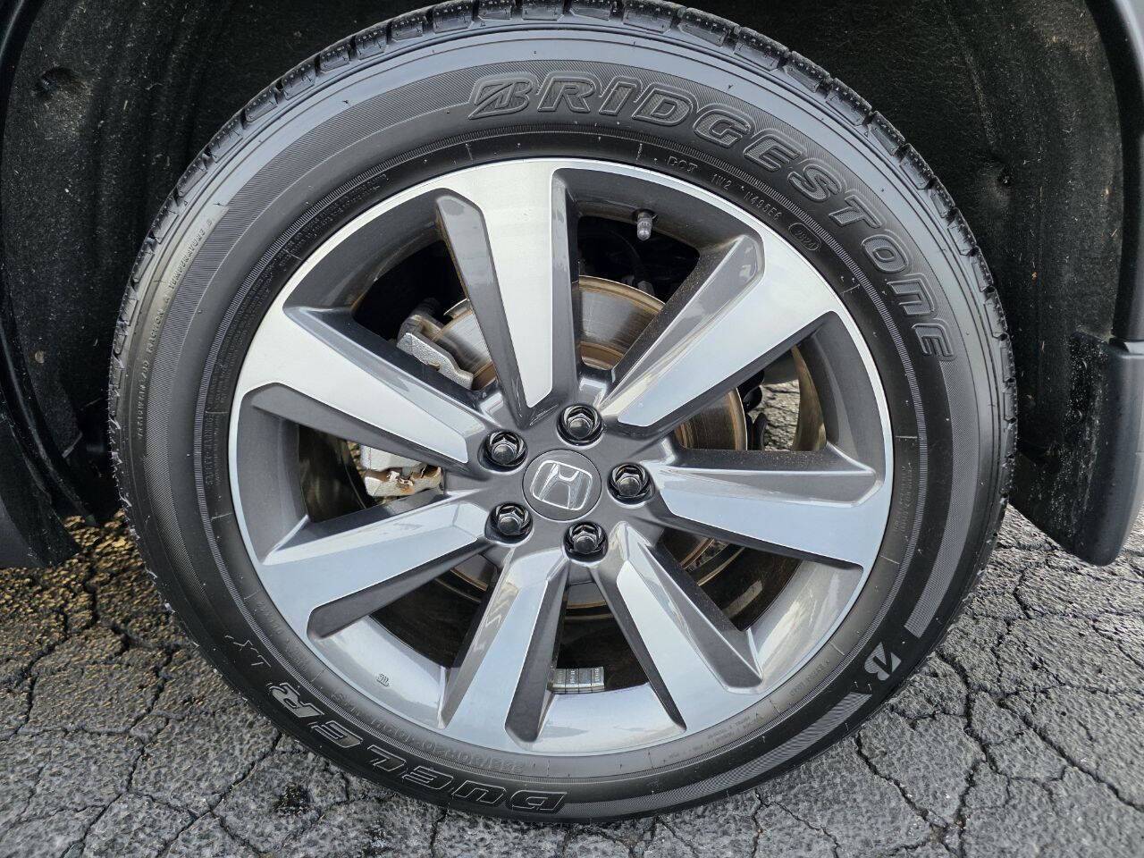 2024 Honda Pilot Touring AWD 4dr SUV Eldridge IA