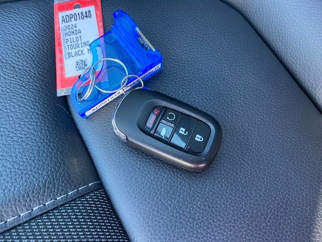 2024 Honda Pilot Touring Raleigh NC