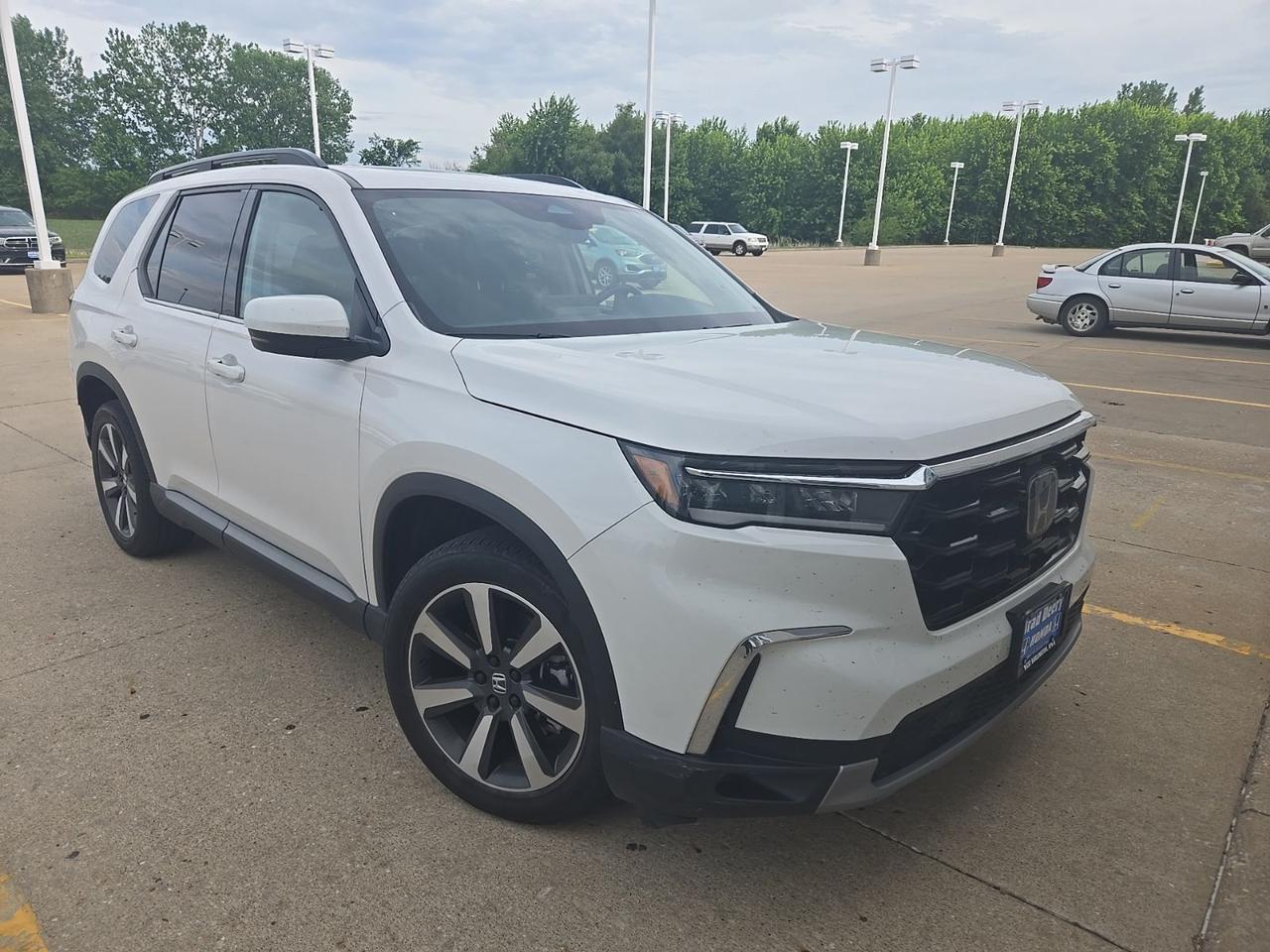 2024 Honda Pilot Touring