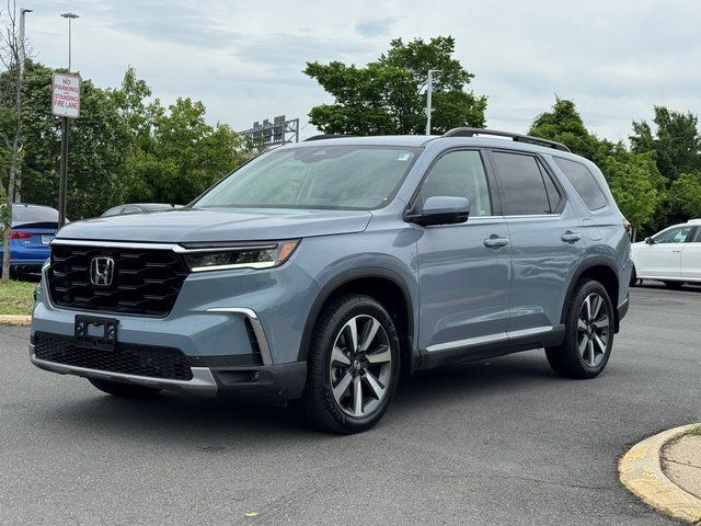 2024 Honda Pilot Touring