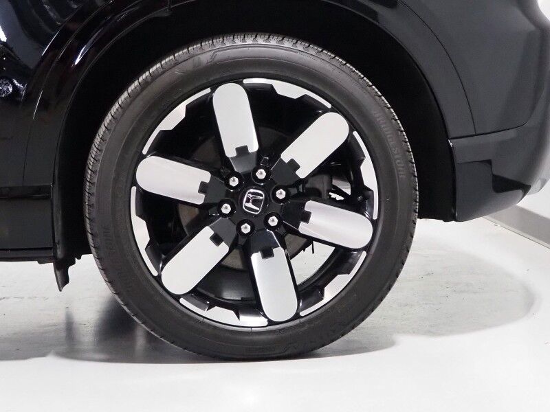 2024 Honda Prologue Elite AWD *HEADS-UP DISPLAY, NAVIGATION, ADAPTIVE CRUISE, SAFETY ALERTS, 360 VIEW CAMERAS, PANORAMA MOONROOF, LEATHER, CLIMATE SEATS, POWER LIFTGATE, 21 INCH ALLOYS, BOSE, WIRELESS CHARGING, ANDROID & APPLE Round Rock TX