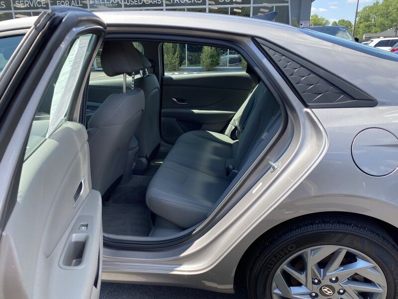 2024 Hyundai Elantra Hybrid Blue Springfield PA