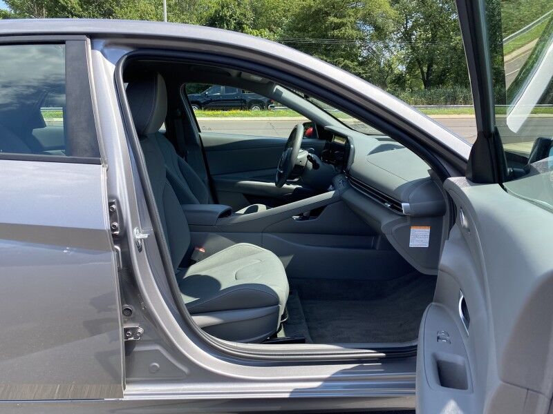 2024 Hyundai Elantra Hybrid Blue Springfield PA