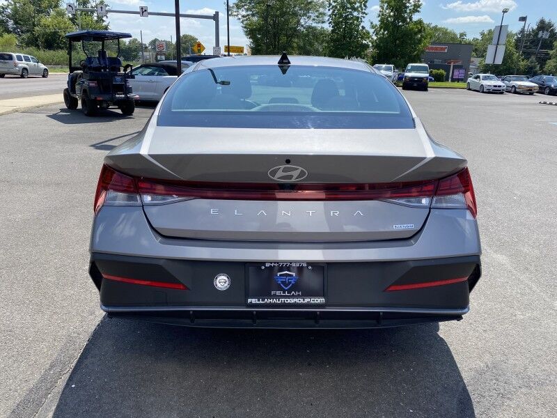 2024 Hyundai Elantra Hybrid Blue Springfield PA