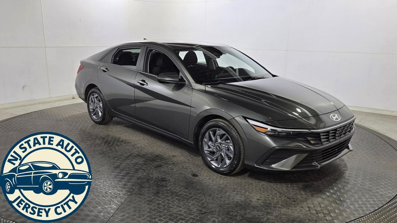 2024 Hyundai Elantra Hybrid