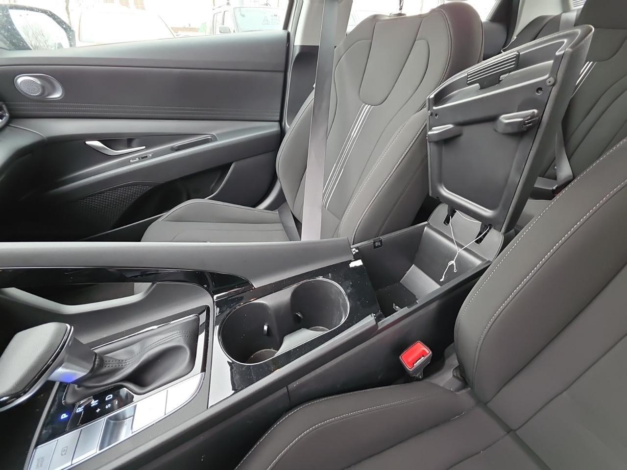 2024 Hyundai Elantra Hybrid Blue Glen Burnie MD