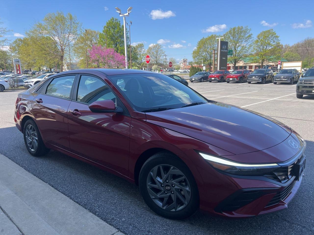 2024 Hyundai Elantra Hybrid