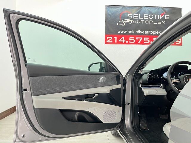 2024 Hyundai Elantra Limited Carrollton TX