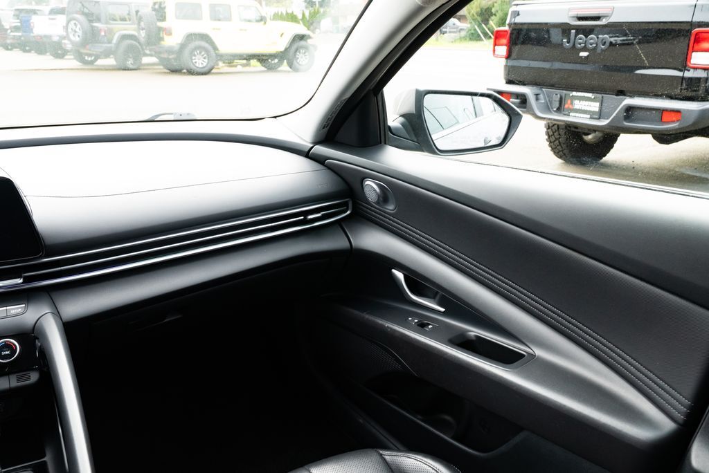 2024 Hyundai Elantra Limited Milwaukie OR