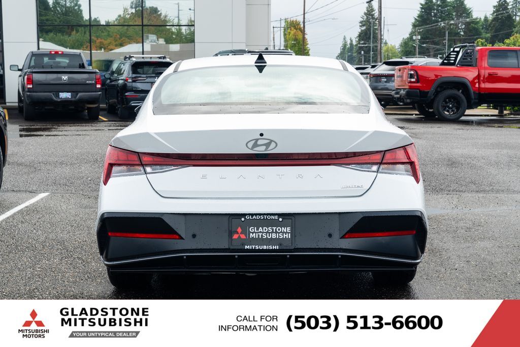 2024 Hyundai Elantra Limited Milwaukie OR