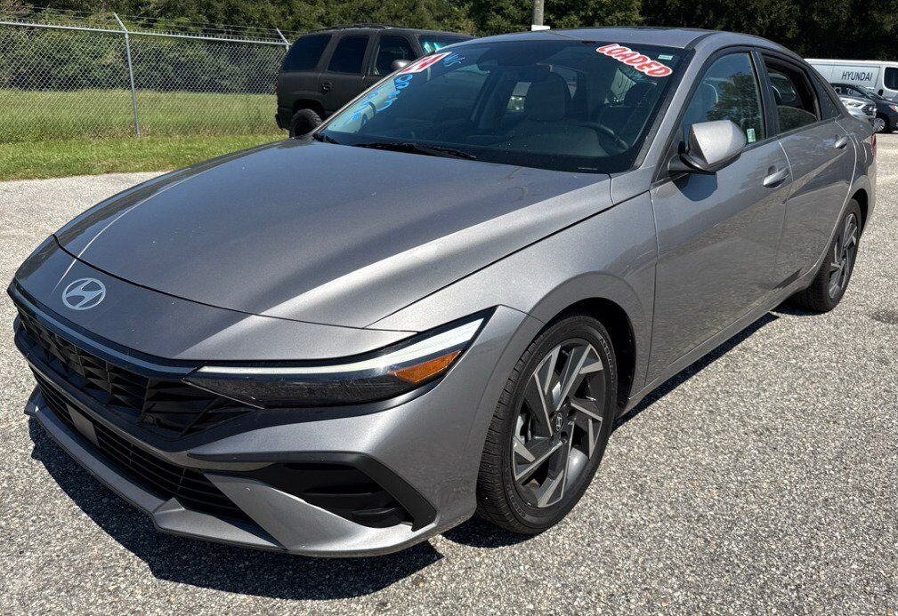 2024 Hyundai Elantra