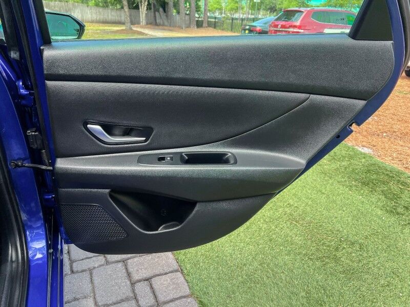 2024 Hyundai Elantra Limited Wilmington NC