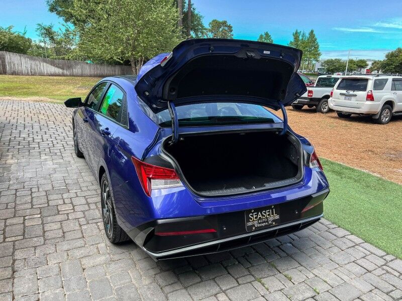 2024 Hyundai Elantra Limited Wilmington NC