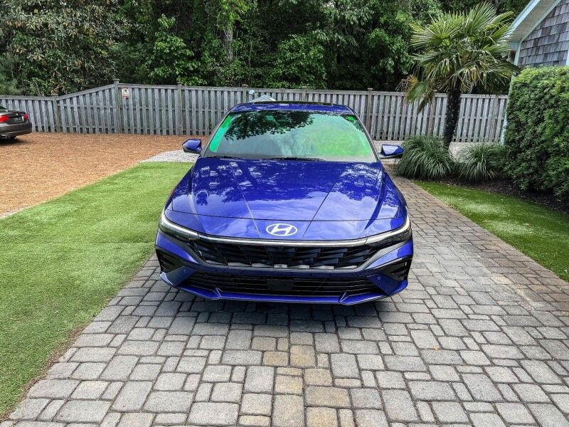 2024 Hyundai Elantra Limited