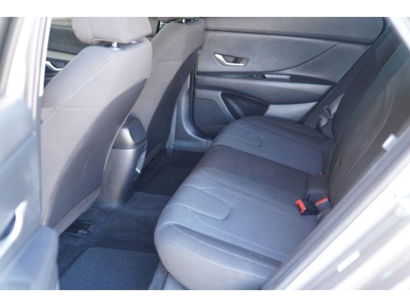 2024 Hyundai Elantra SE Price UT