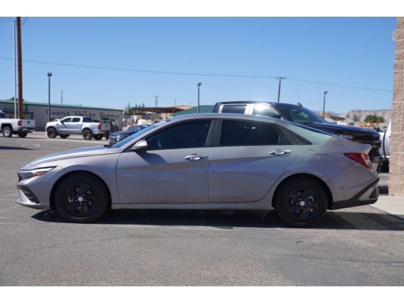 2024 Hyundai Elantra SE Price UT