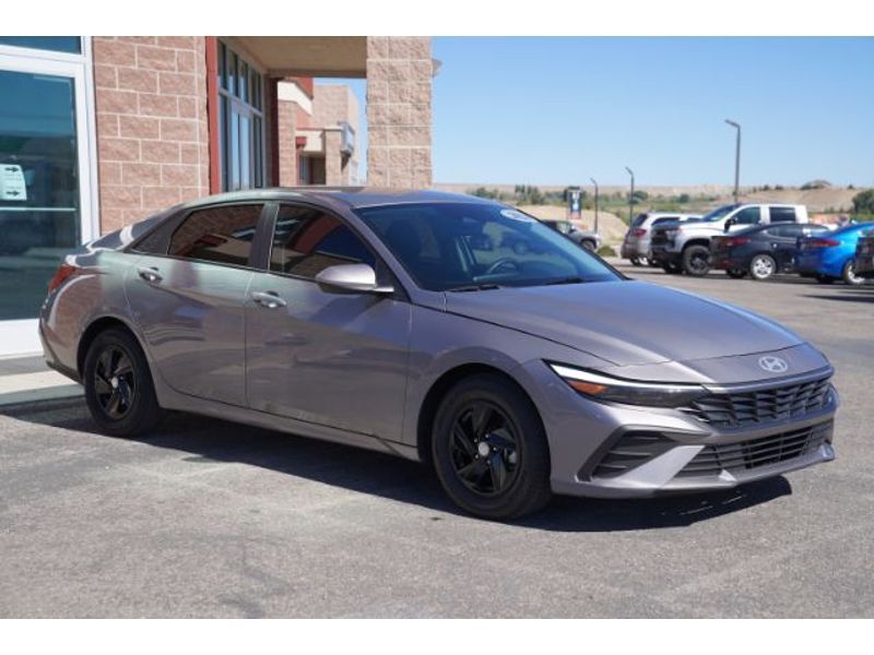2024 Hyundai Elantra SE Price UT