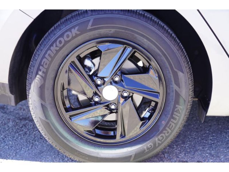 2024 Hyundai Elantra SE Price UT