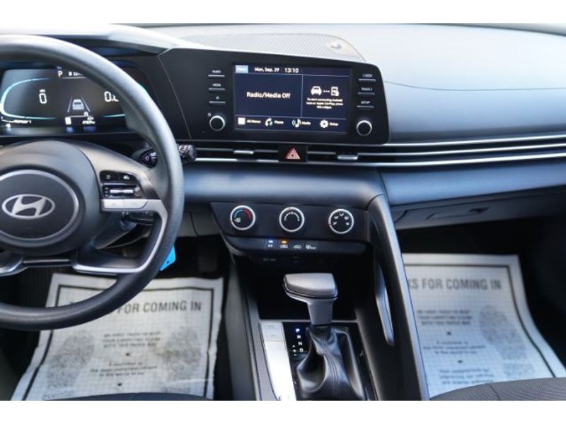 2024 Hyundai Elantra SE Price UT