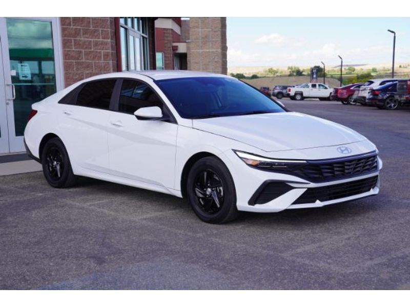 2024 Hyundai Elantra SE Price UT