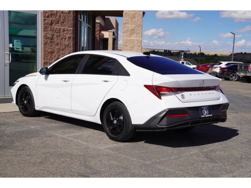 2024 Hyundai Elantra SE Price UT