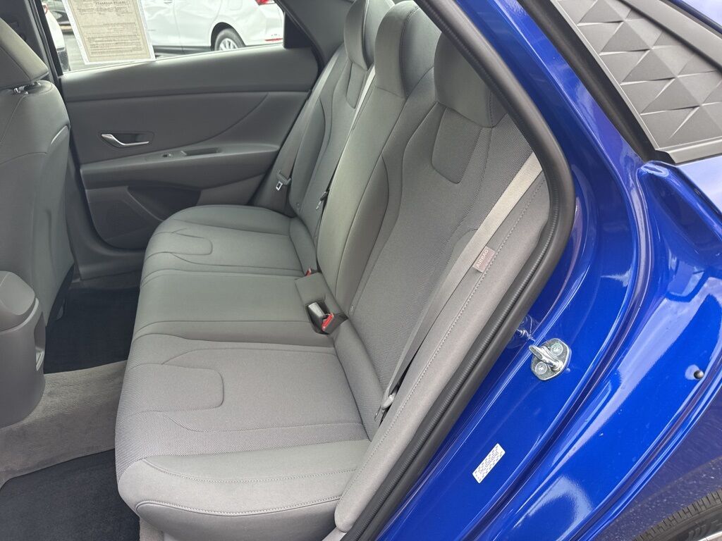 2024 Hyundai Elantra SE Mount Joy PA