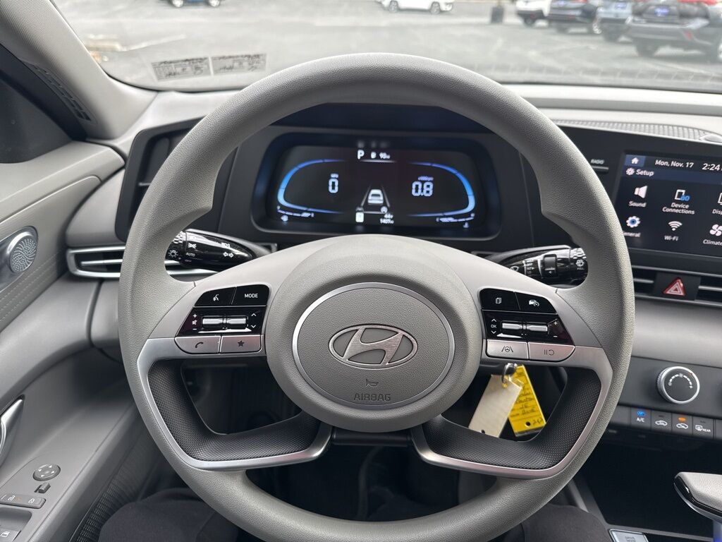 2024 Hyundai Elantra SE Mount Joy PA
