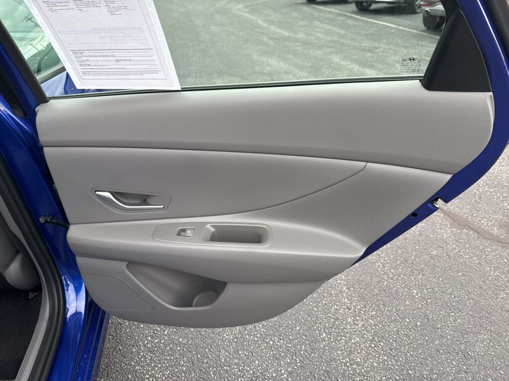 2024 Hyundai Elantra SE Mount Joy PA