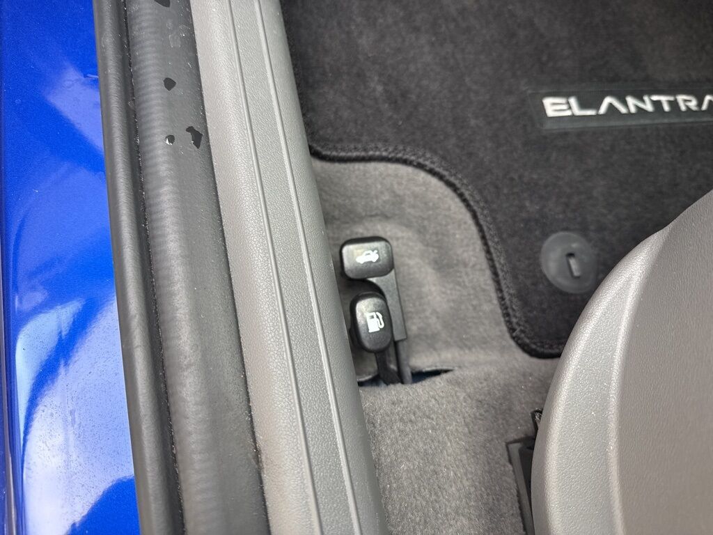 2024 Hyundai Elantra SE Mount Joy PA