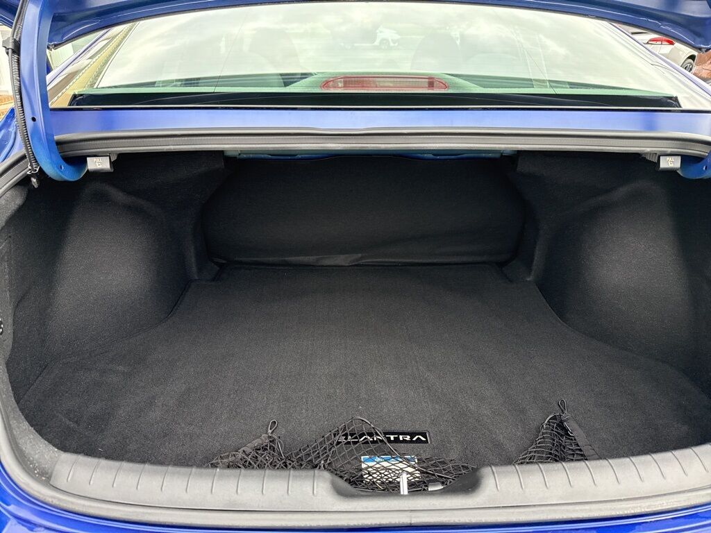 2024 Hyundai Elantra SE Mount Joy PA