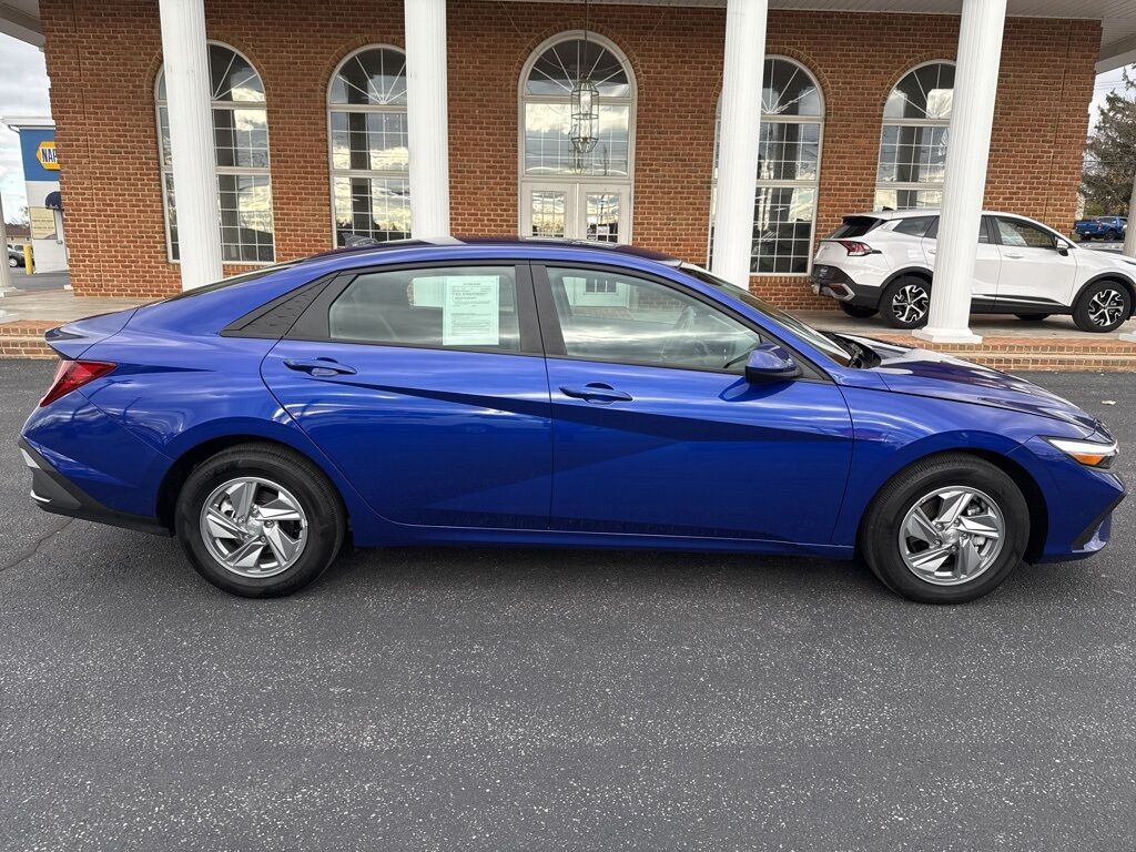 2024 Hyundai Elantra SE Mount Joy PA
