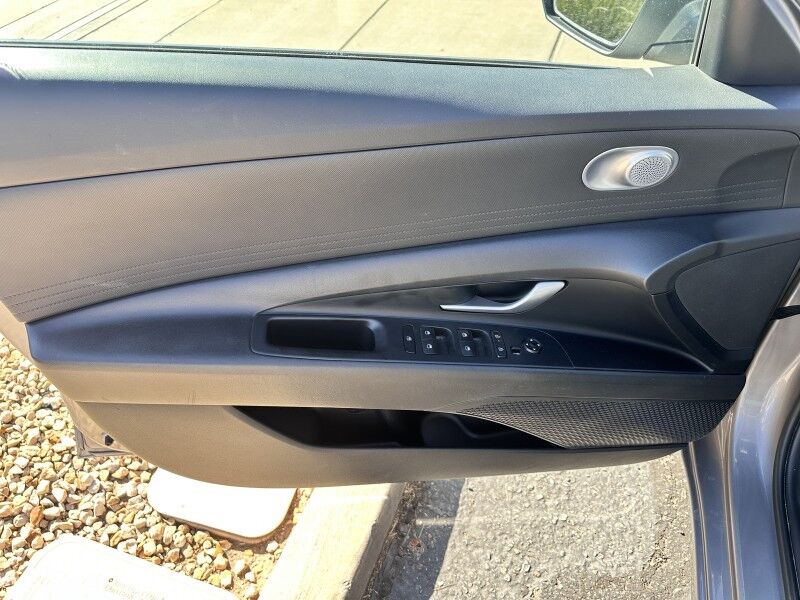 2024 Hyundai Elantra SE St George UT