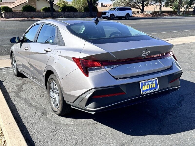 2024 Hyundai Elantra SE St George UT
