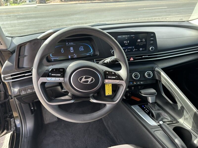 2024 Hyundai Elantra SE St George UT
