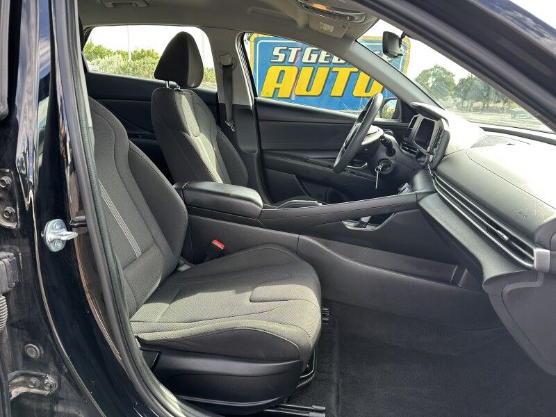 2024 Hyundai Elantra SE St George UT