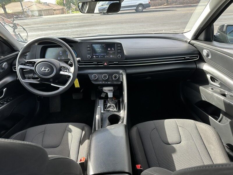2024 Hyundai Elantra SE St George UT
